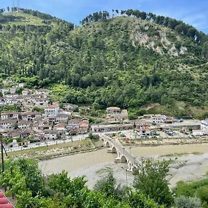 Luen Berat